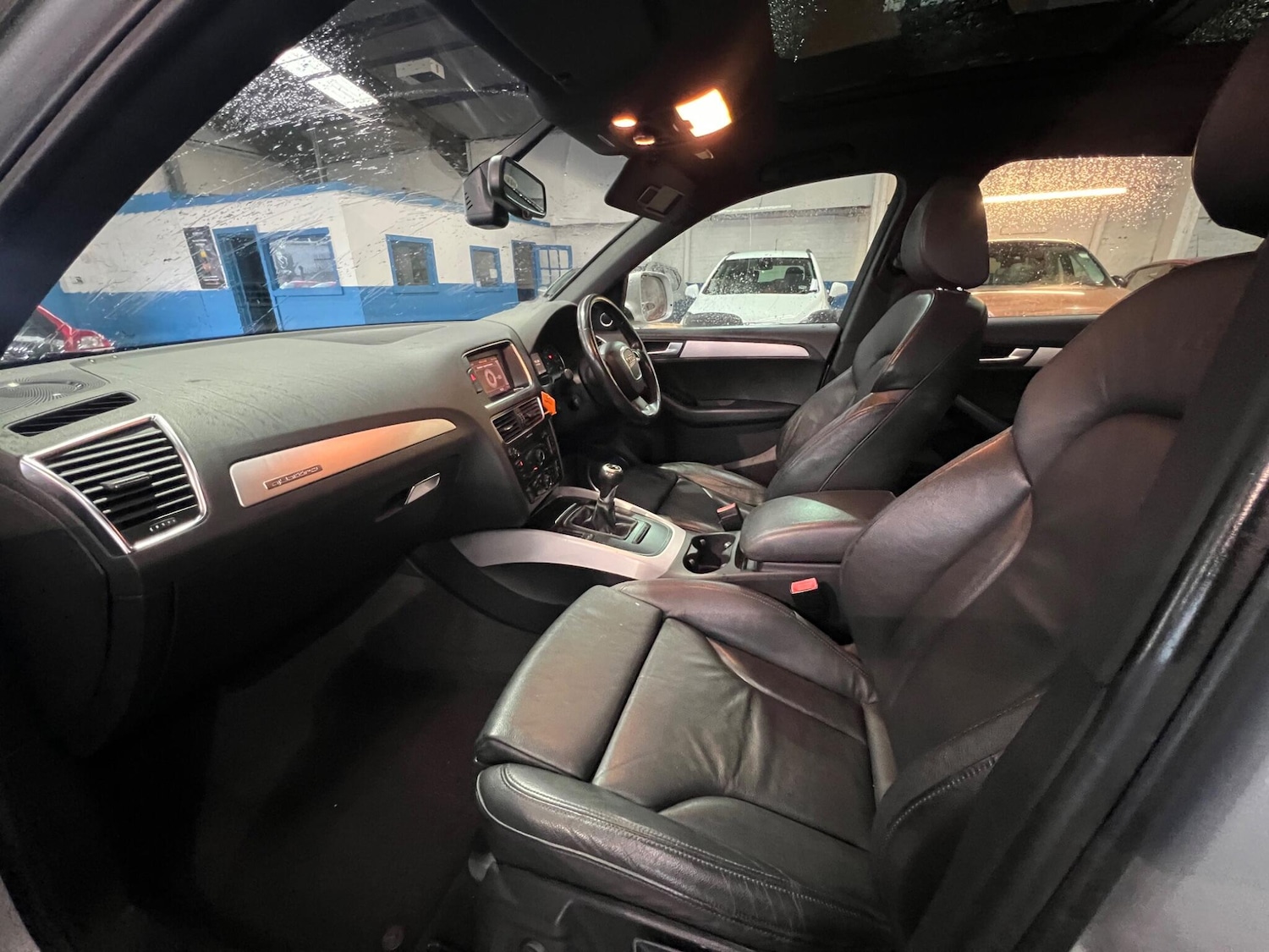 Used Audi Q5 2011 for sale - 77238346: Photo 38