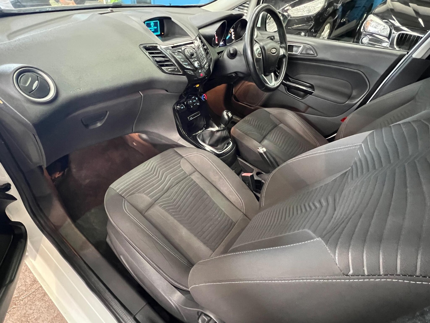 Used Ford Fiesta 2013 for sale - 77305219: Photo 26