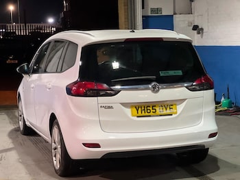 Used Vauxhall Zafira Tourer 2015 for sale - 78877930: Photo