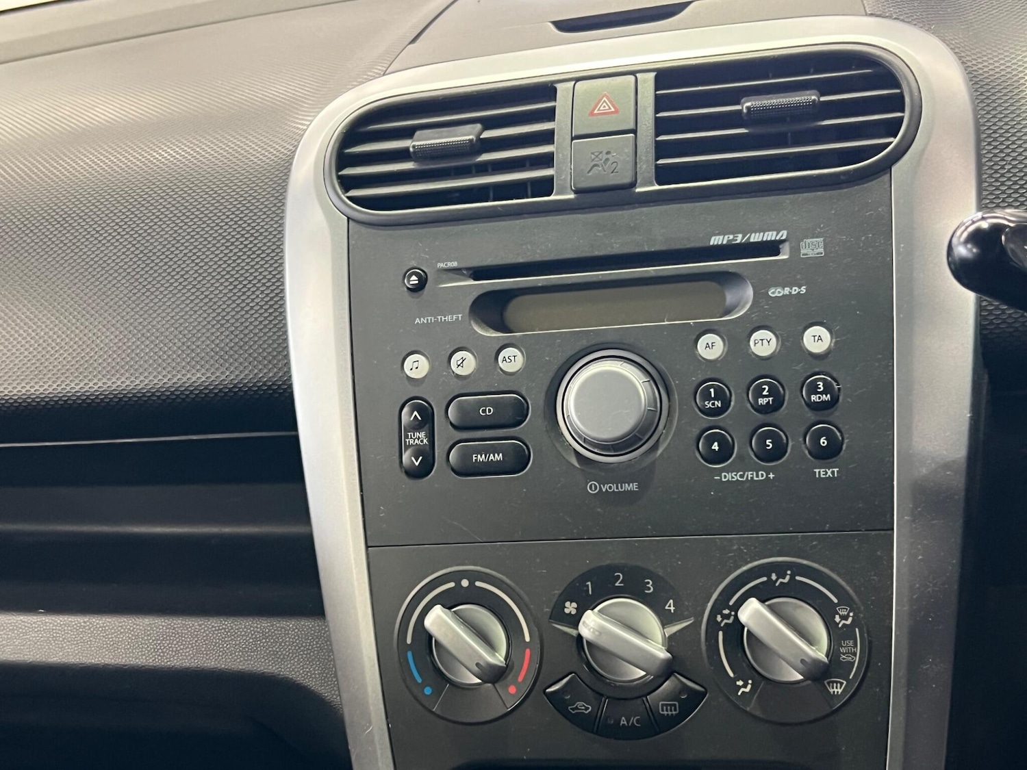 Used Suzuki Splash 2011 for sale - 77029328: Photo 18