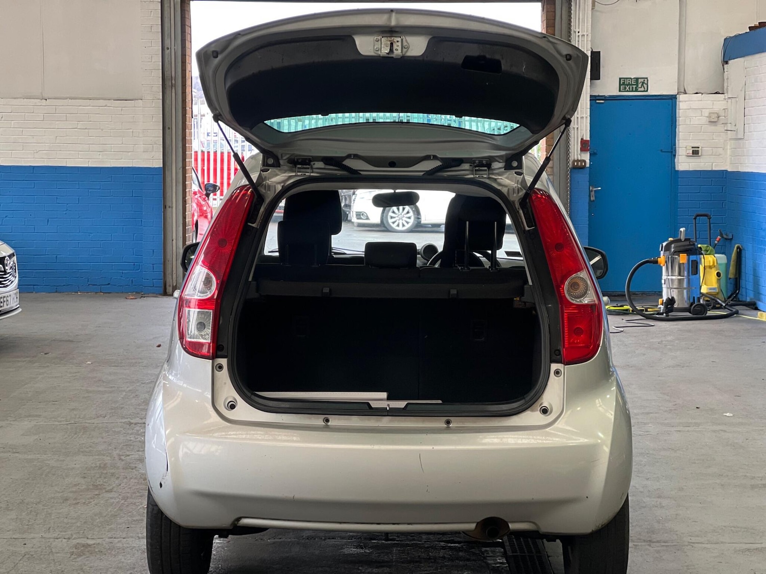 Used Suzuki Splash 2011 for sale - 77029328: Photo 27