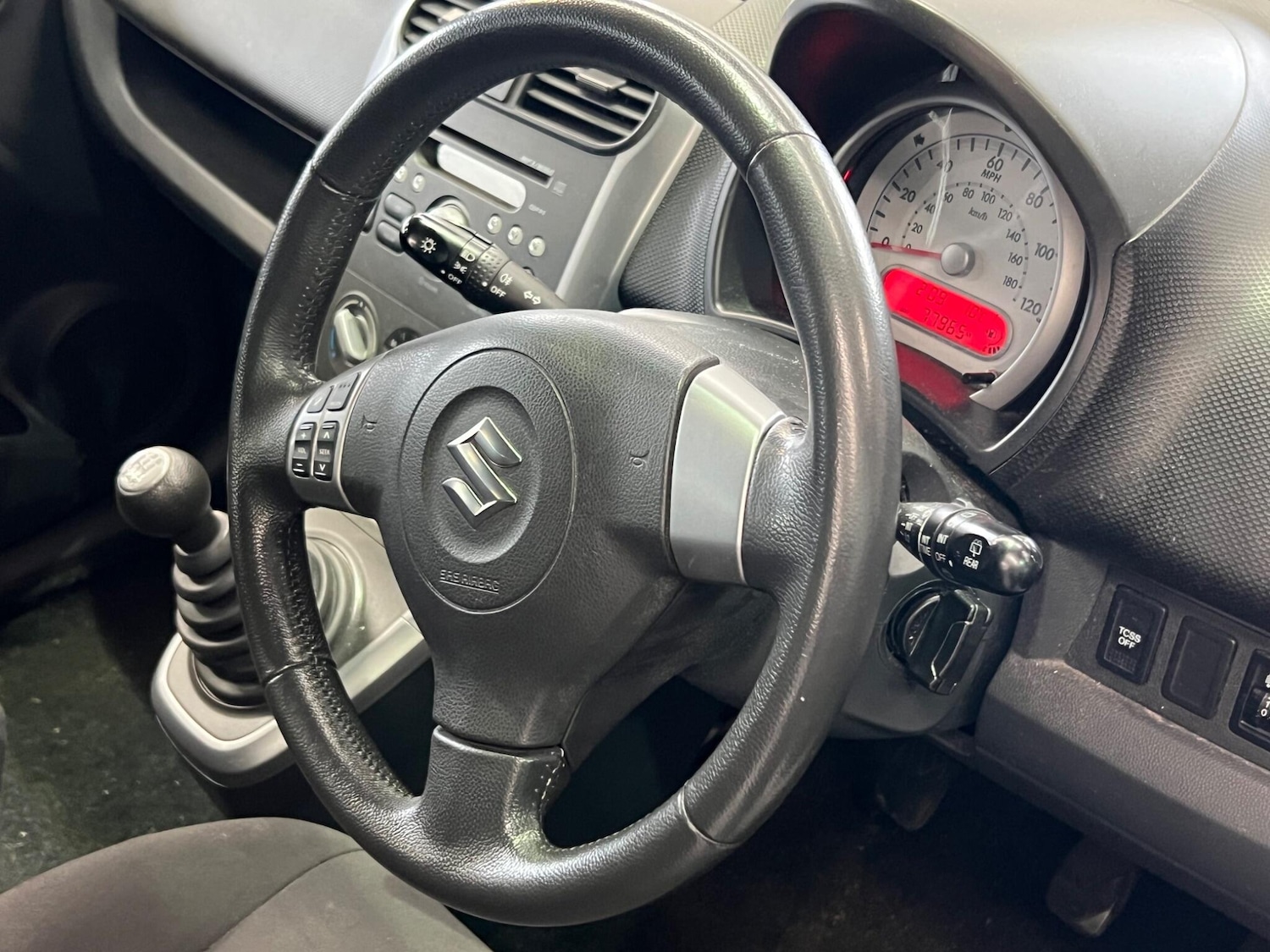 Used Suzuki Splash 2011 for sale - 77029328: Photo 29