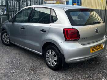 Used Volkswagen Polo 2010 for sale - 74477861: Photo