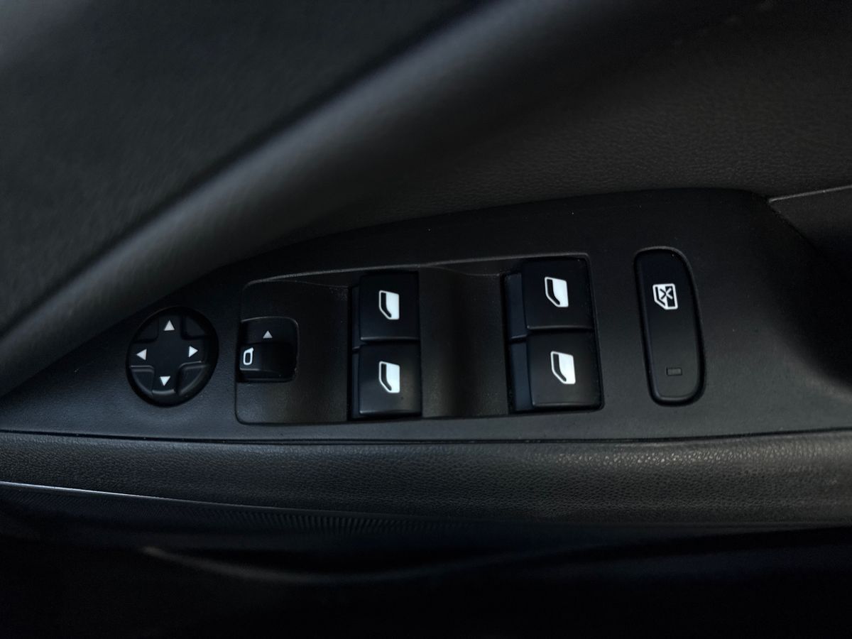 Used Vauxhall Crossland 2021 for sale - 77893892: Photo 17