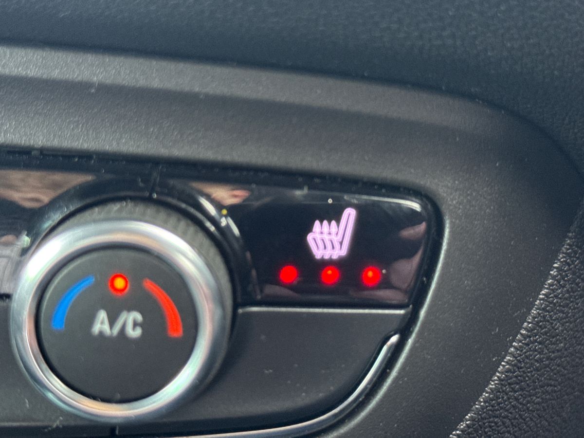 Used Vauxhall Crossland 2021 for sale - 77893892: Photo 30