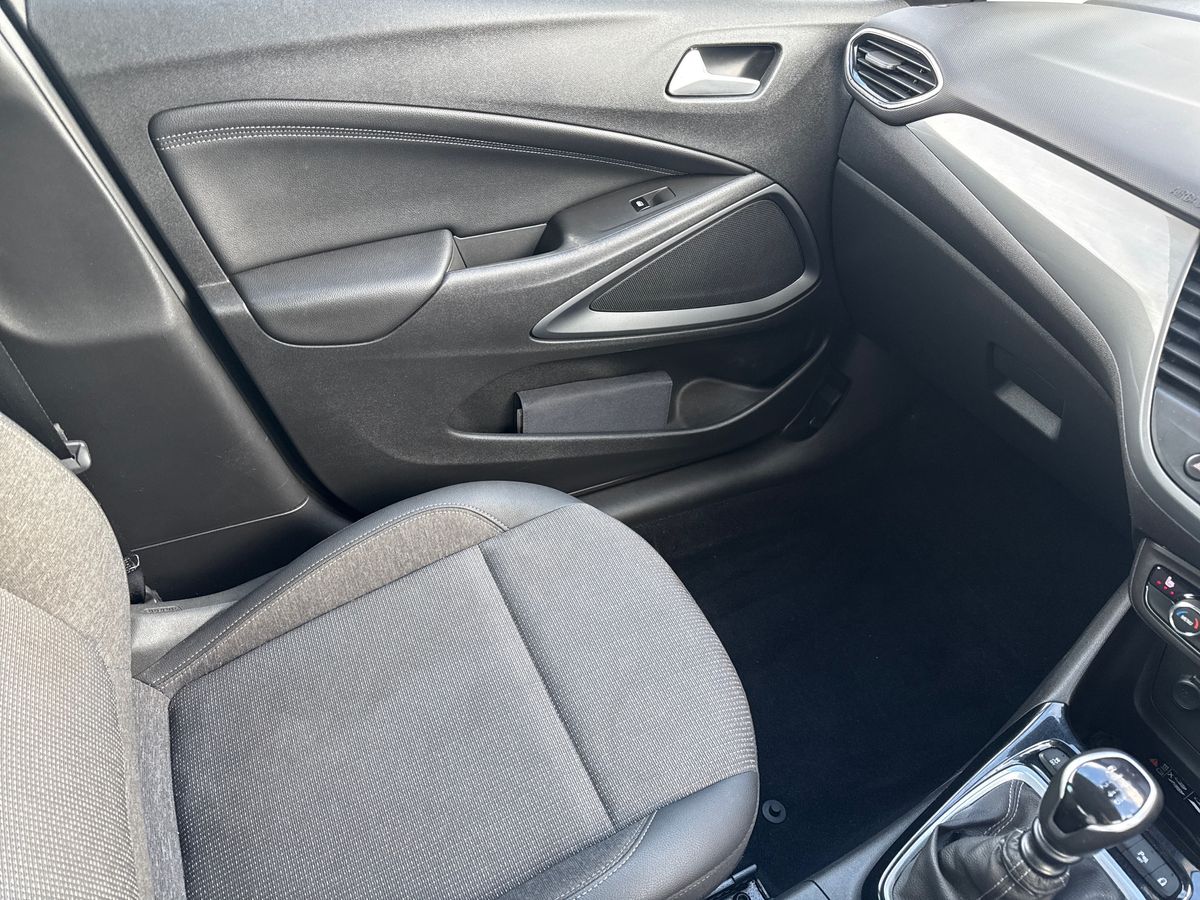 Used Vauxhall Crossland 2021 for sale - 77893892: Photo 37