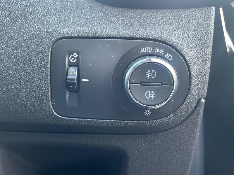 Used Vauxhall Crossland 2022 for sale - 77910477: Photo 28