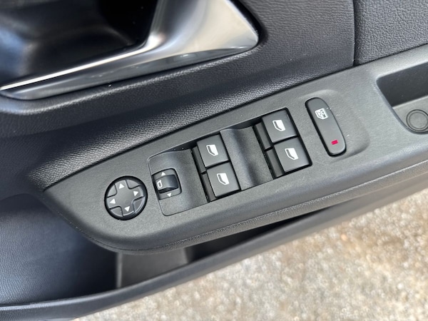 Used Vauxhall Corsa 2022 for sale - 76116810: Photo 17