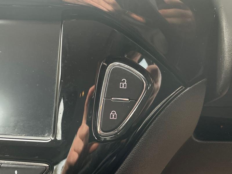 Used Vauxhall Corsa 2017 for sale - 77910586: Photo 27