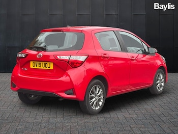Used Toyota Yaris 2019 for sale - 76452151: Photo