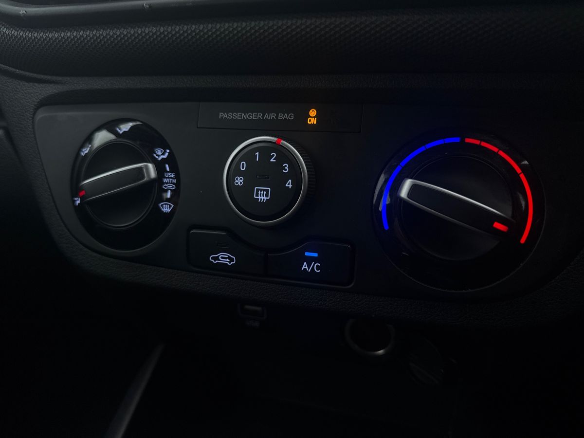 Used Hyundai i10 2023 for sale - 77239530: Photo 16