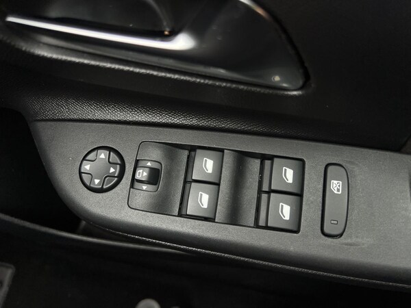 Used Vauxhall Corsa 2023 for sale - 75469504: Photo 17