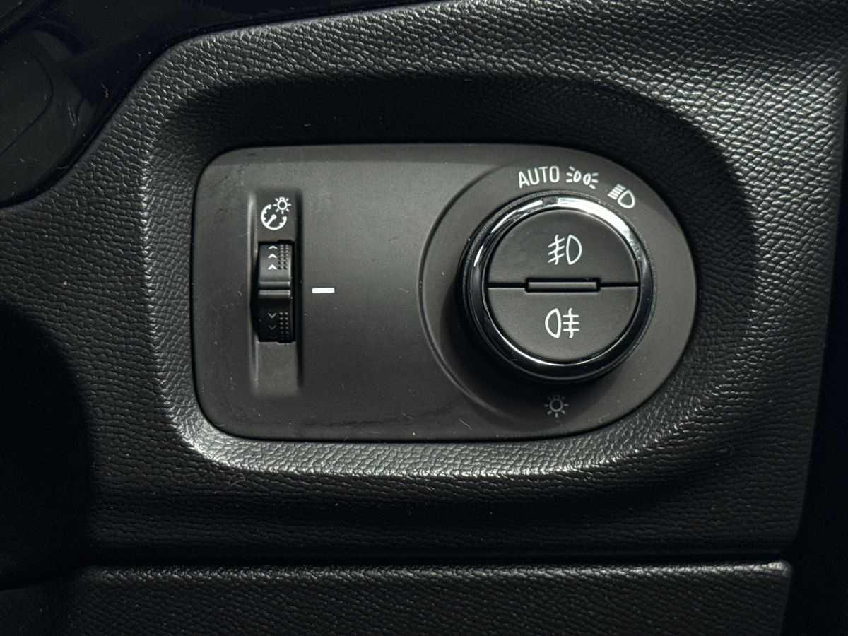 Used Vauxhall Corsa 2023 for sale - 77087552: Photo 28