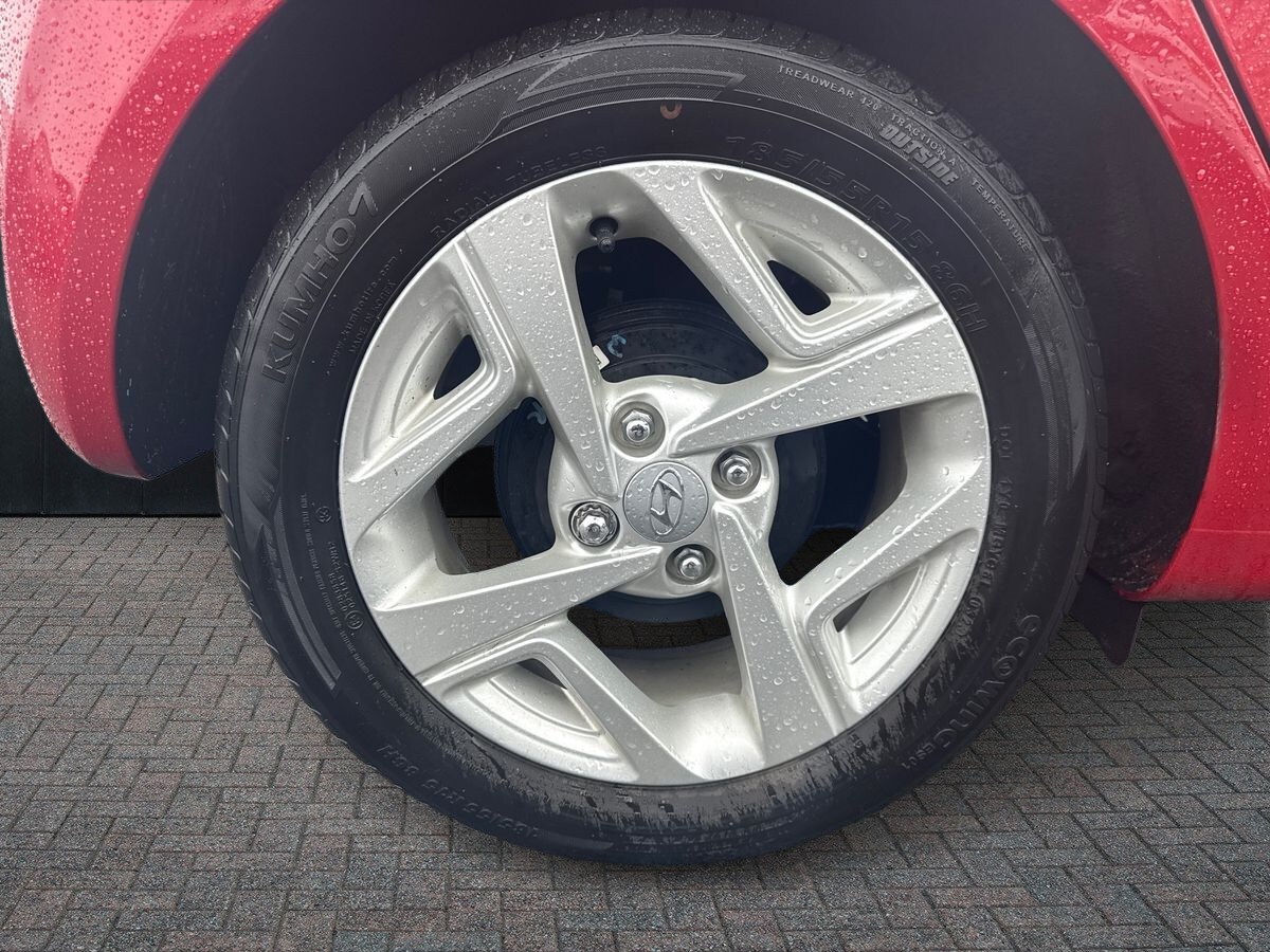 Used Hyundai i10 2023 for sale - 77893965: Photo 11