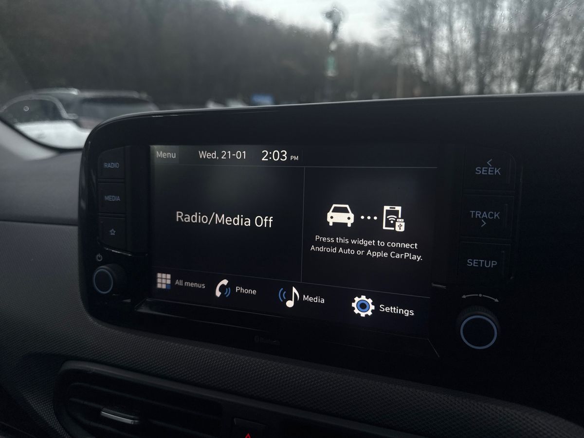 Used Hyundai i10 2023 for sale - 77893965: Photo 18