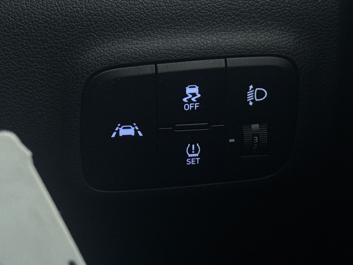 Used Hyundai i10 2023 for sale - 77893965: Photo 29