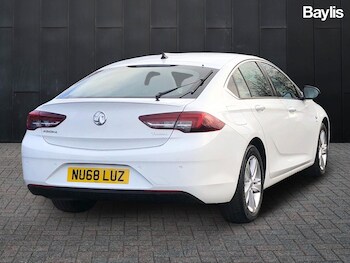 Used Vauxhall Insignia 2018 for sale - 77397415: Photo
