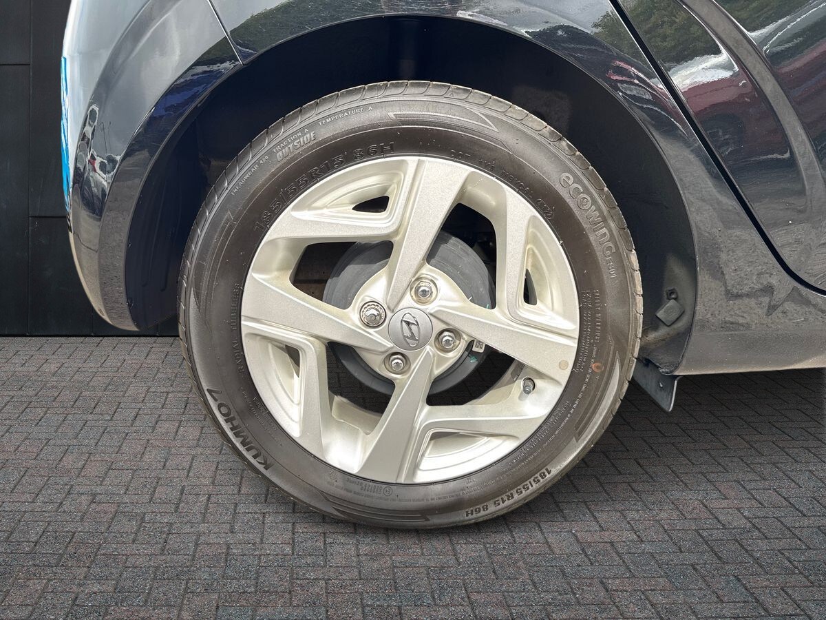 Used Hyundai i10 2023 for sale - 76015170: Photo 11