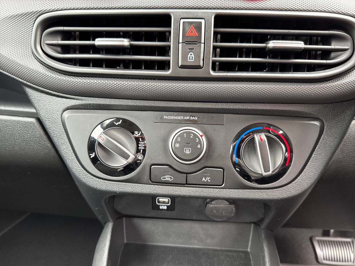 Used Hyundai i10 2023 for sale - 76015170: Photo 16