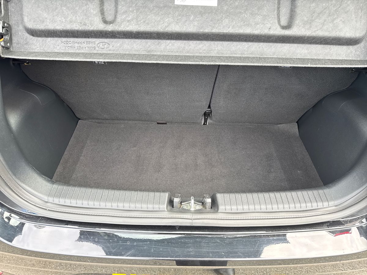 Used Hyundai i10 2023 for sale - 76015170: Photo 25