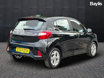 Used Hyundai i10 2023 for sale - 76015170: Photo 2