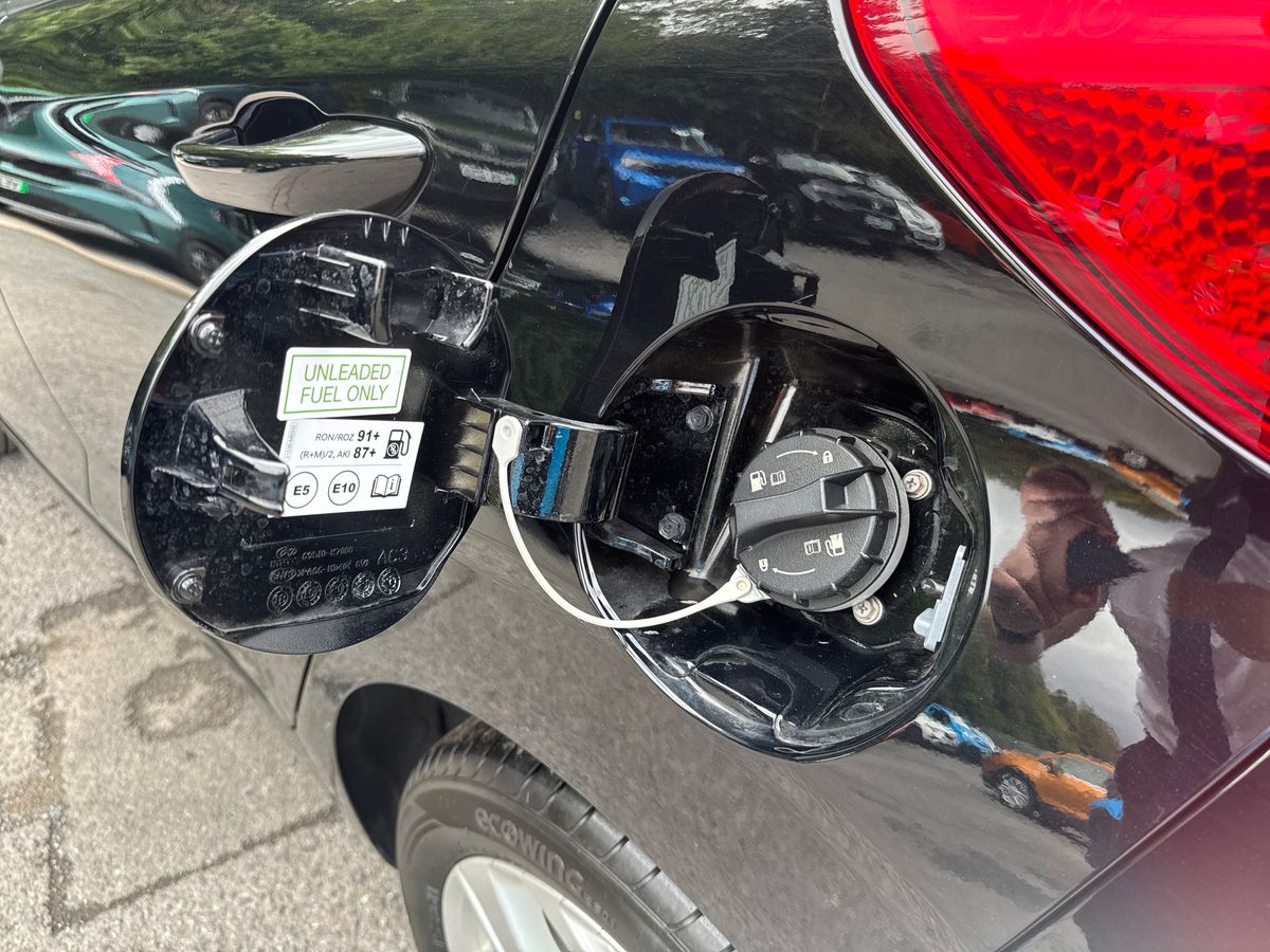 Used Hyundai i10 2023 for sale - 76015170: Photo 32