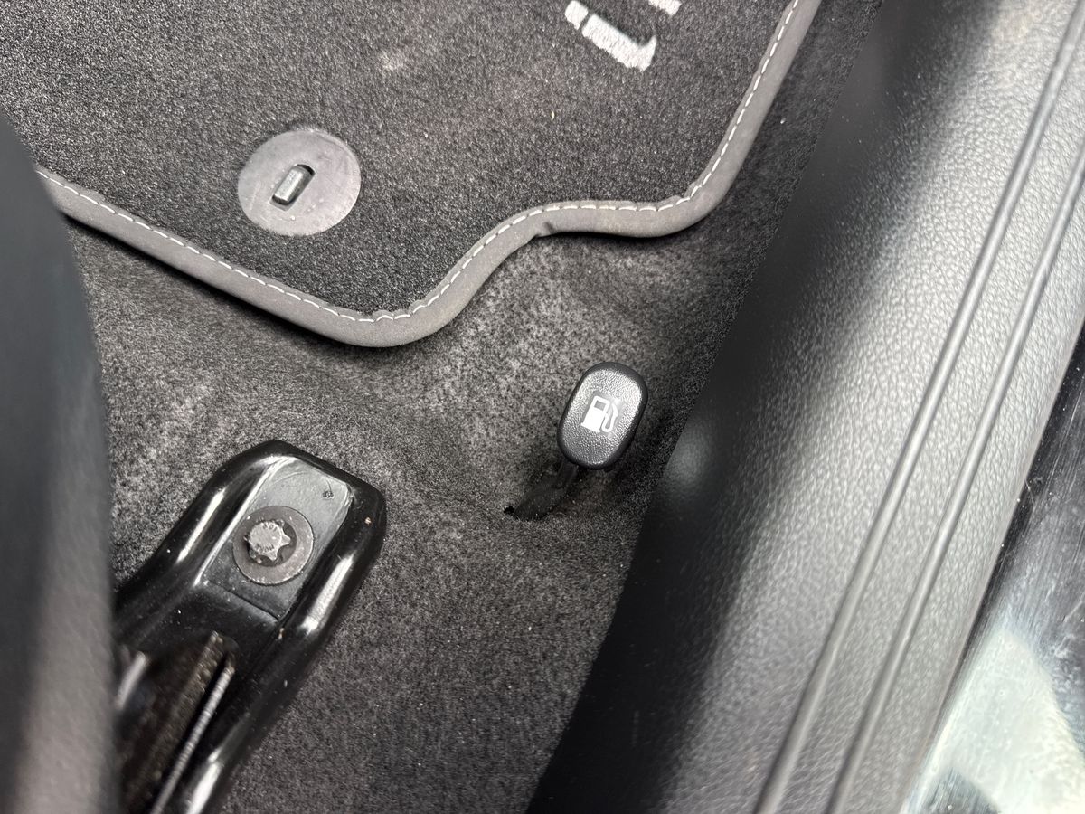 Used Hyundai i10 2023 for sale - 76015170: Photo 33