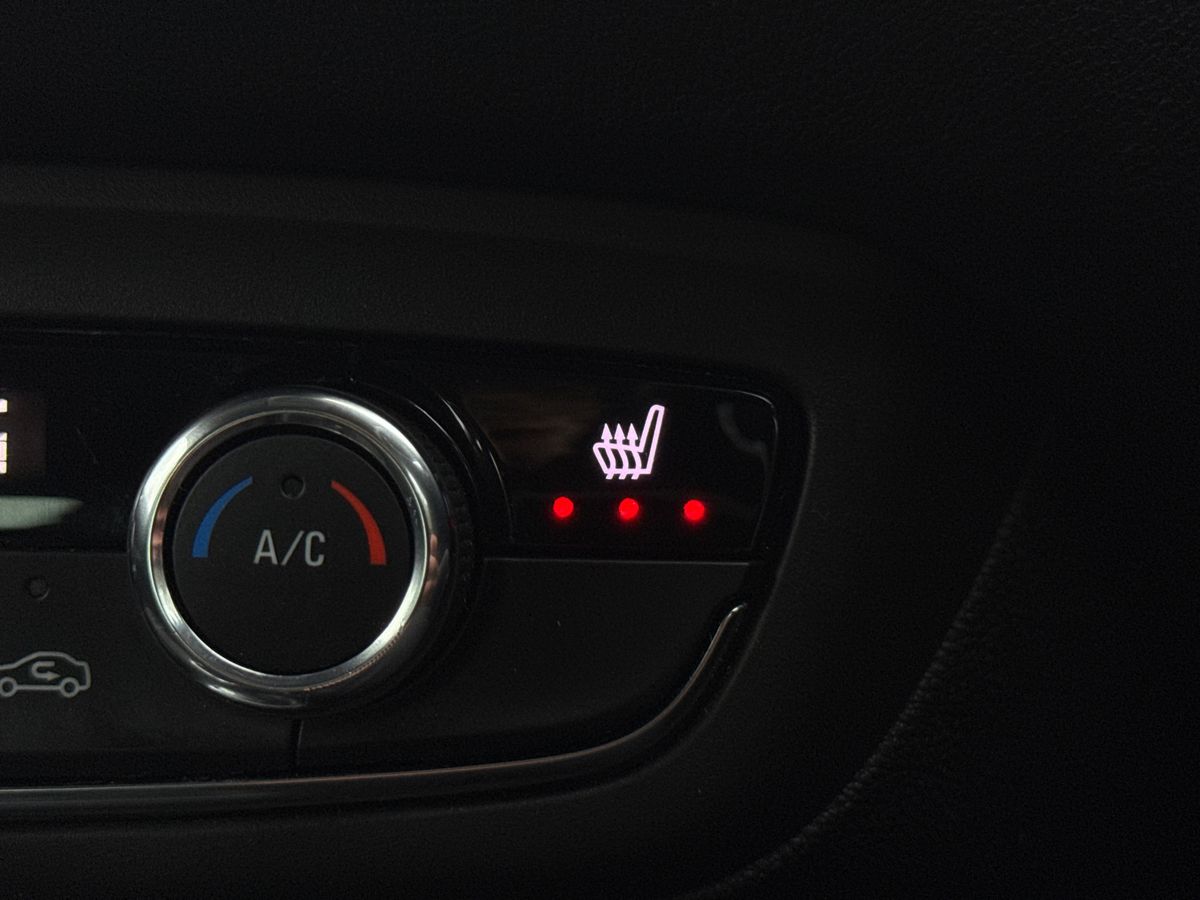 Used Vauxhall Crossland 2022 for sale - 76452078: Photo 33