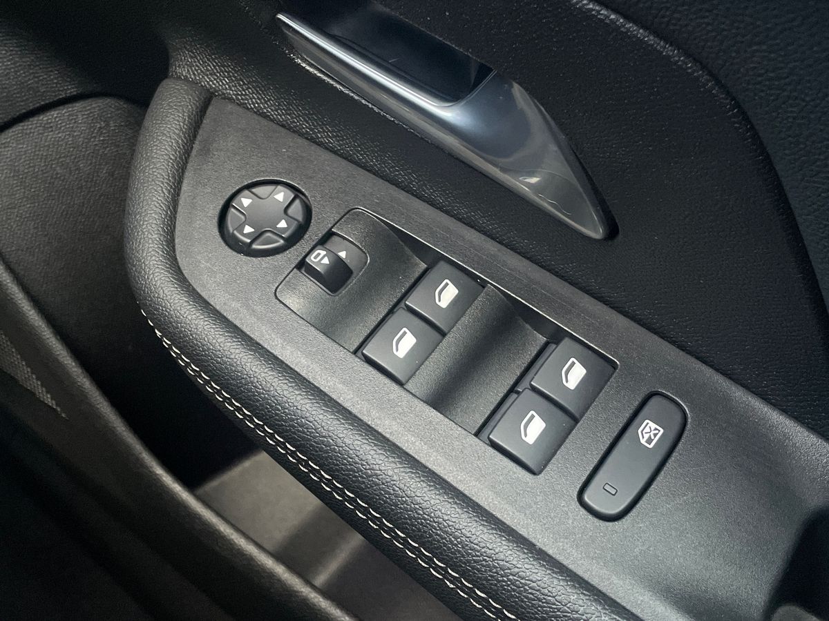 Used Vauxhall Mokka 2023 for sale - 77232157: Photo 17