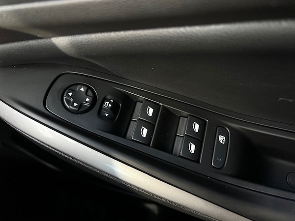 Used Vauxhall Grandland 2022 for sale - 76338958: Photo 17