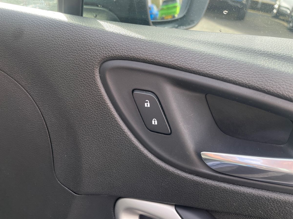 Used Vauxhall Astra 2020 for sale - 77893989: Photo 28