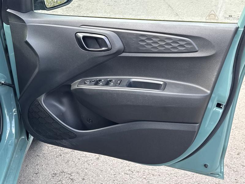 Used Hyundai i10 2023 for sale - 78001318: Photo 34