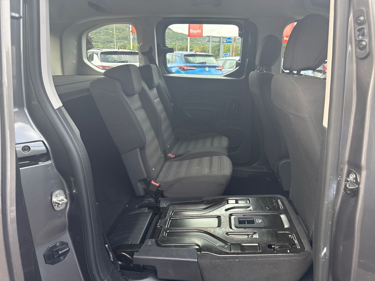 Vehicle 28