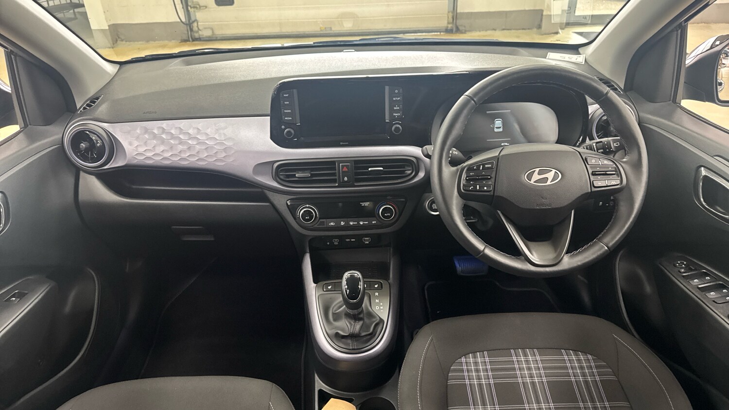 Used Hyundai i10 2024 for sale - 76192960: Photo 10