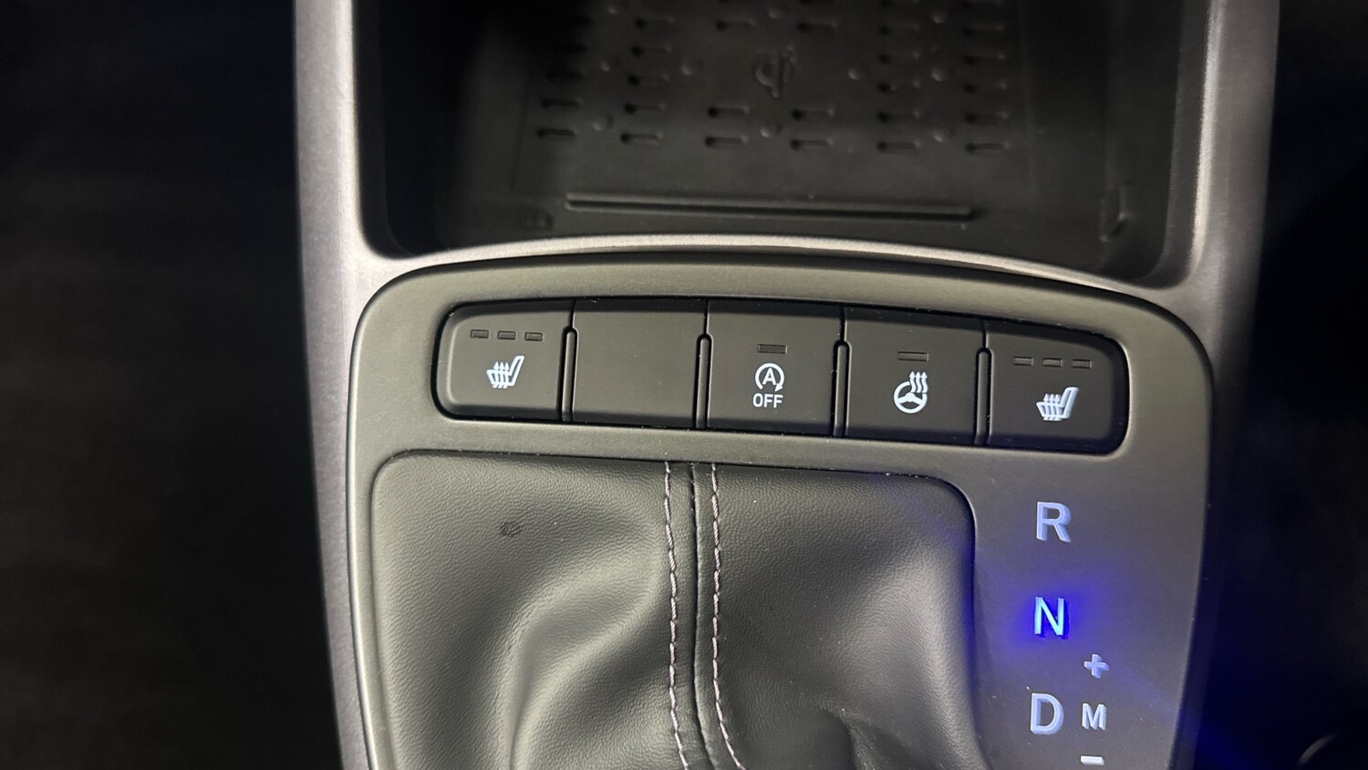 Used Hyundai i10 2024 for sale - 76192960: Photo 30