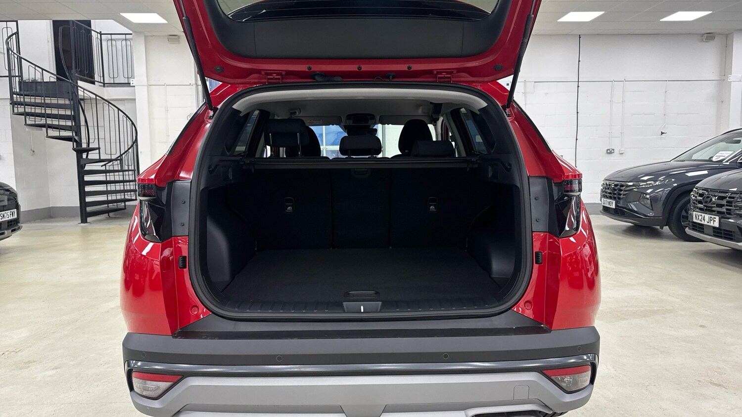 Used Hyundai TUCSON 2025 for sale - 76500044: Photo 4