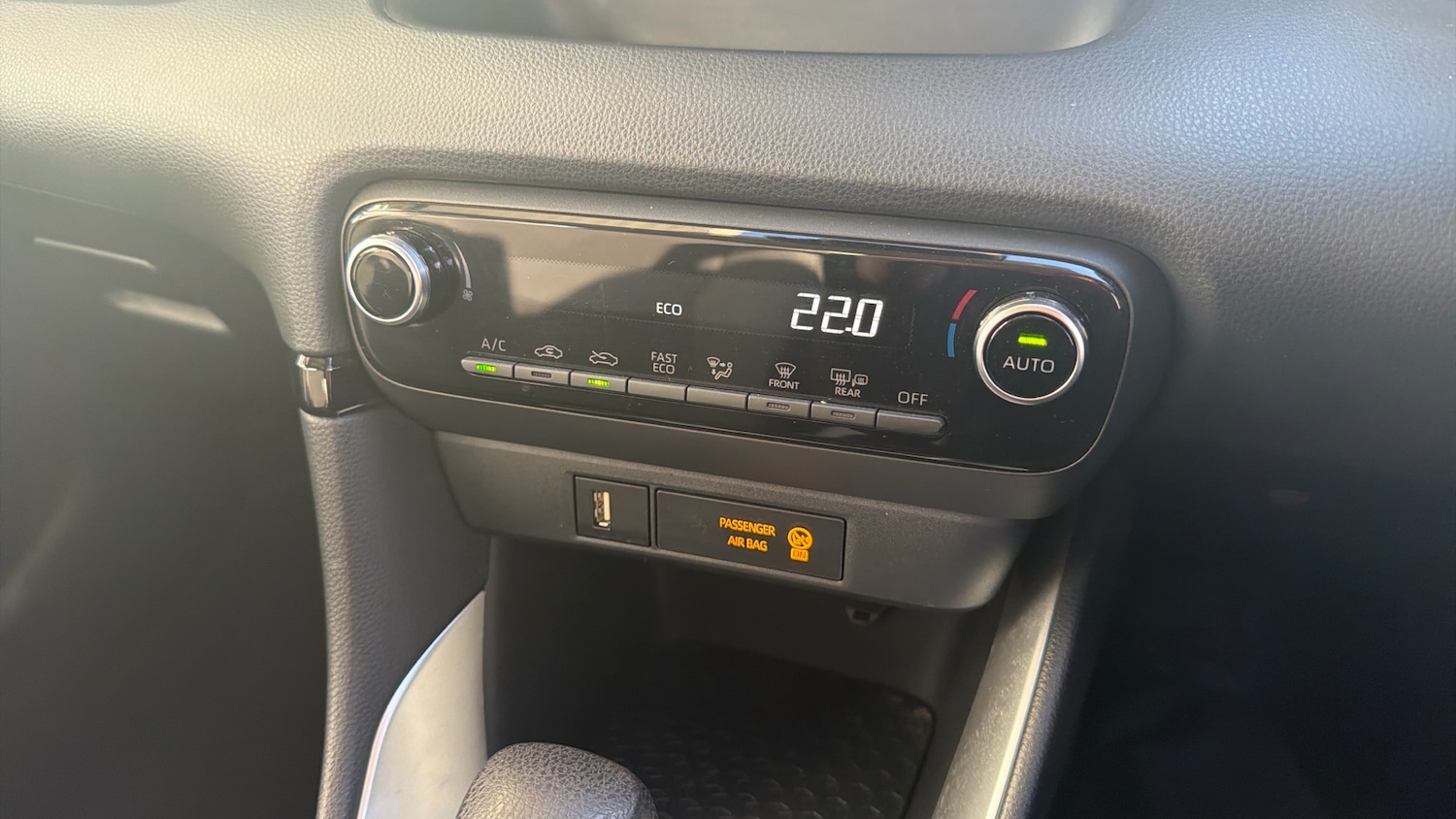 Used Toyota Yaris 2022 for sale - 77363964: Photo 29