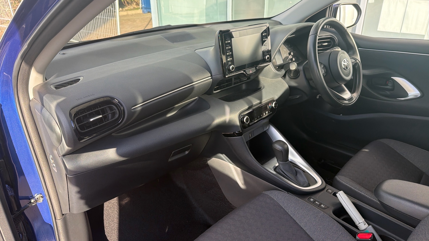 Used Toyota Yaris 2022 for sale - 77363964: Photo 35