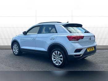 Used Volkswagen T-Roc 2019 for sale - 79731582: Photo