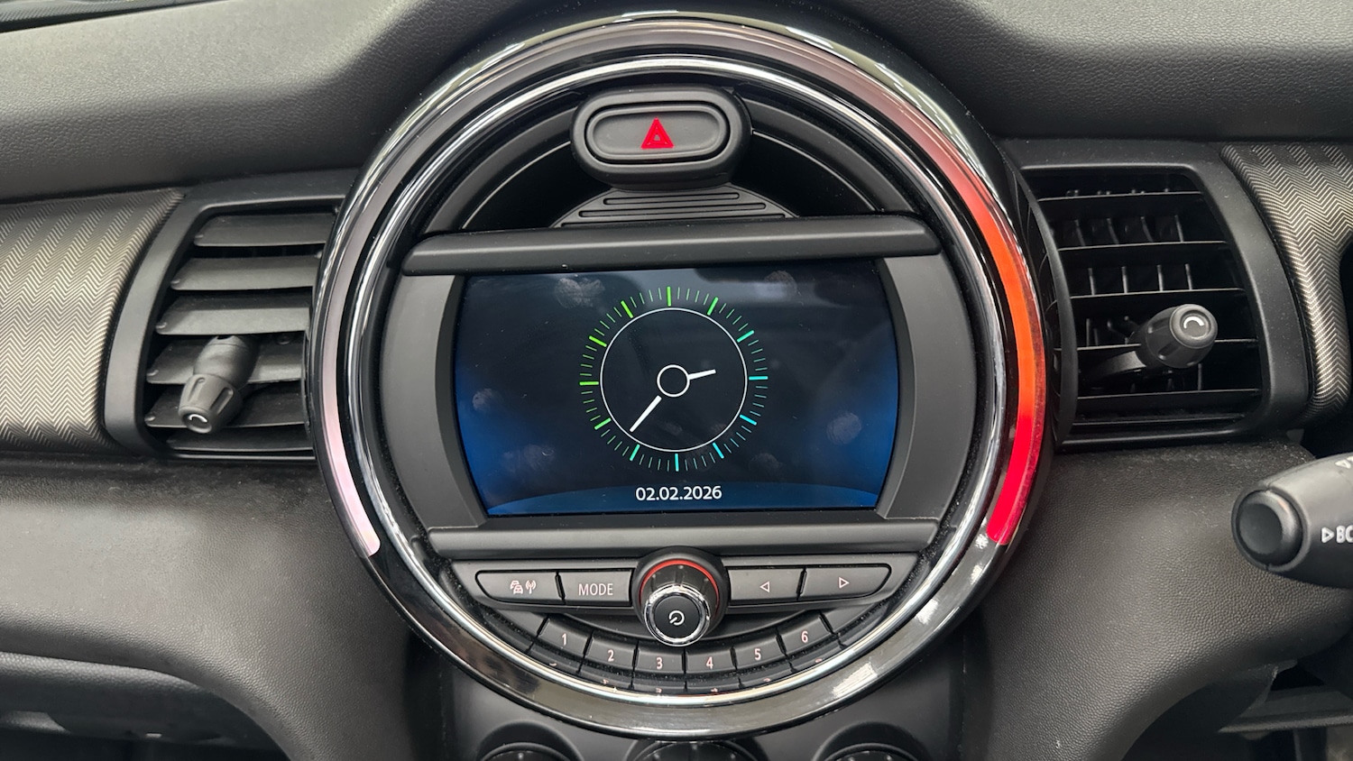 Used MINI Convertible 2019 for sale - 77461538: Photo 12