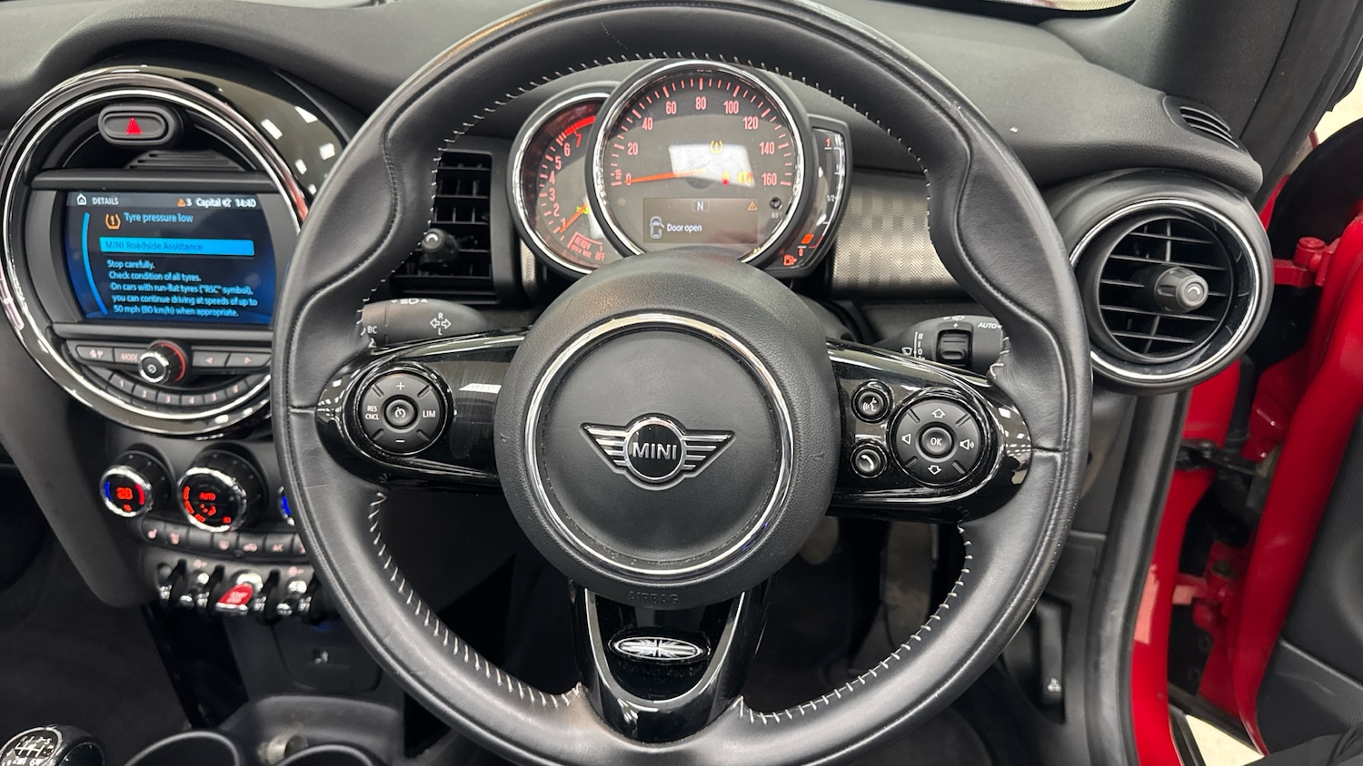 Used MINI Convertible 2019 for sale - 77461538: Photo 37