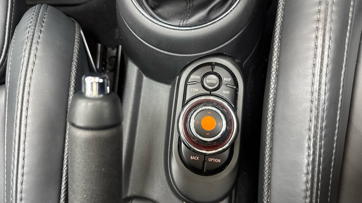 Used MINI Convertible 2019 for sale - 77461538: Photo 41