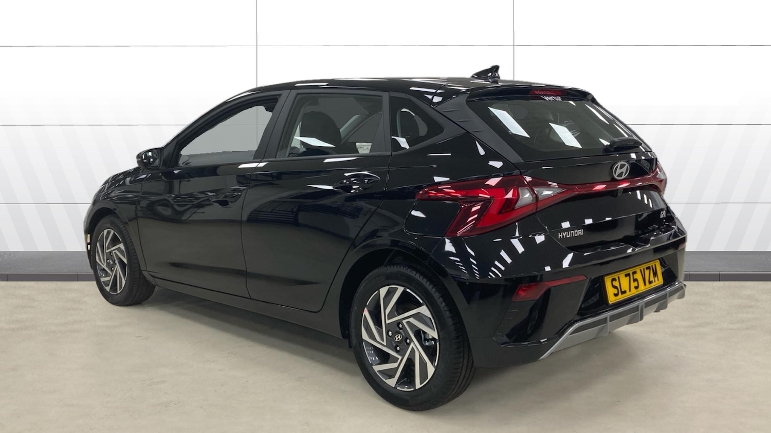 Used Hyundai i20 2025 for sale - 76500039: Photo 2