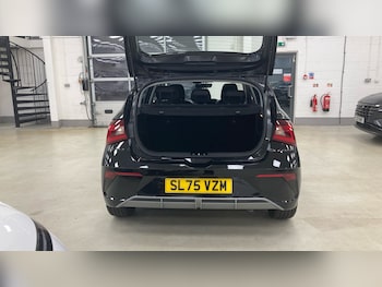 Used Hyundai i20 2025 for sale - 76500039: Photo