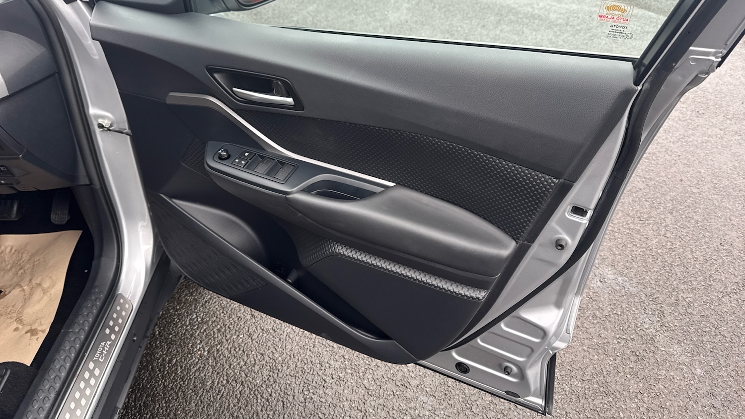 Used Toyota C-HR 2022 for sale - 77264290: Photo 37