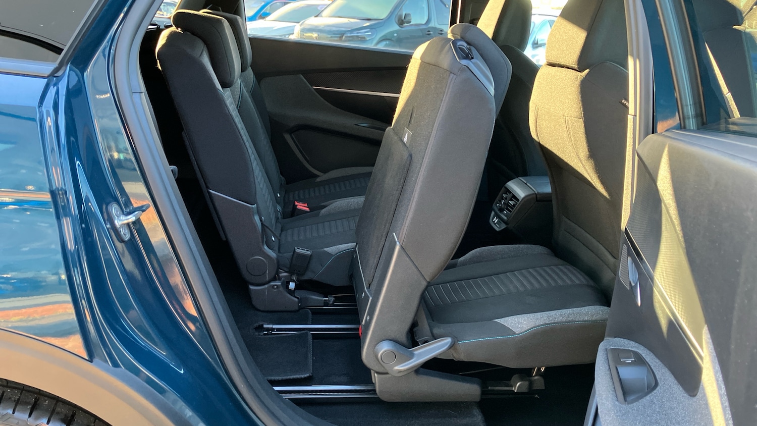 Used Peugeot 5008 2023 for sale - 77432494: Photo 33