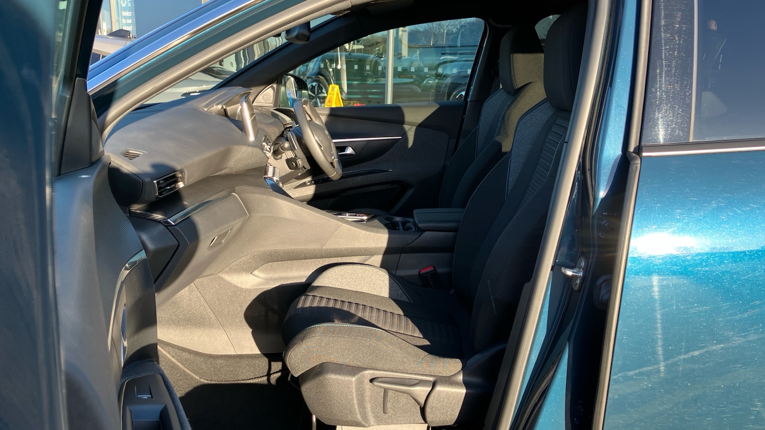 Used Peugeot 5008 2023 for sale - 77432494: Photo 39