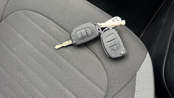 Used Hyundai i10 2024 for sale - 76146544: Photo 20