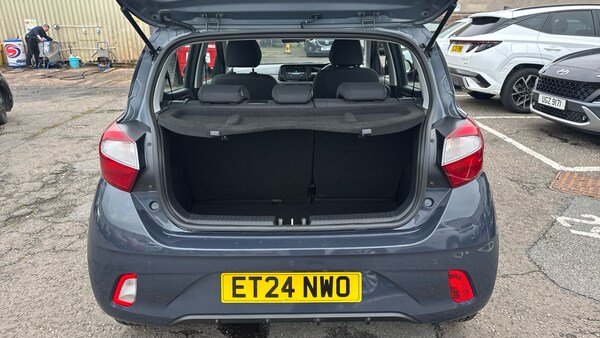 Used Hyundai i10 2024 for sale - 76146544: Photo 4