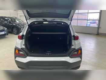 Used Hyundai KONA 2020 for sale - 78802112: Photo